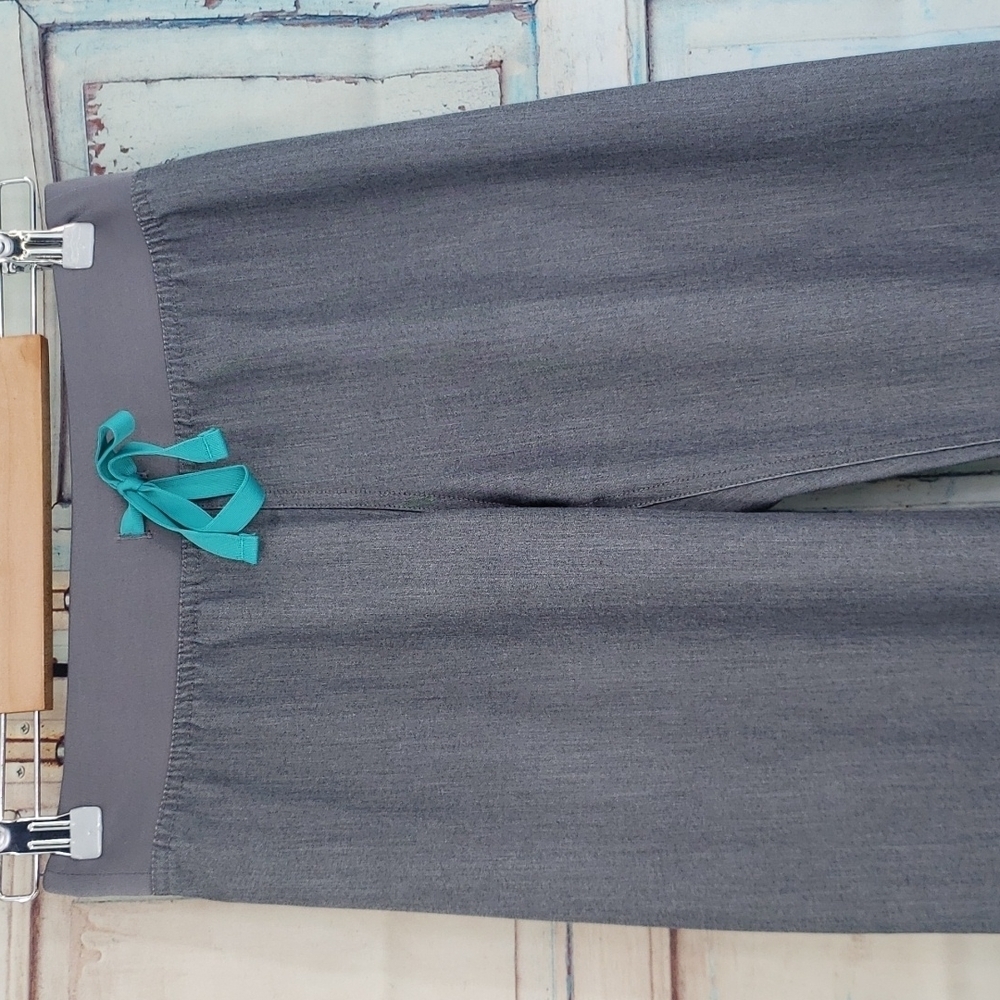 Figs Livingston Basic Scrub Pants Technical Colle… - image 3